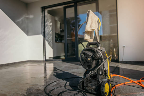Best Animal Enclosure Cleaning  in Bluffton, IN